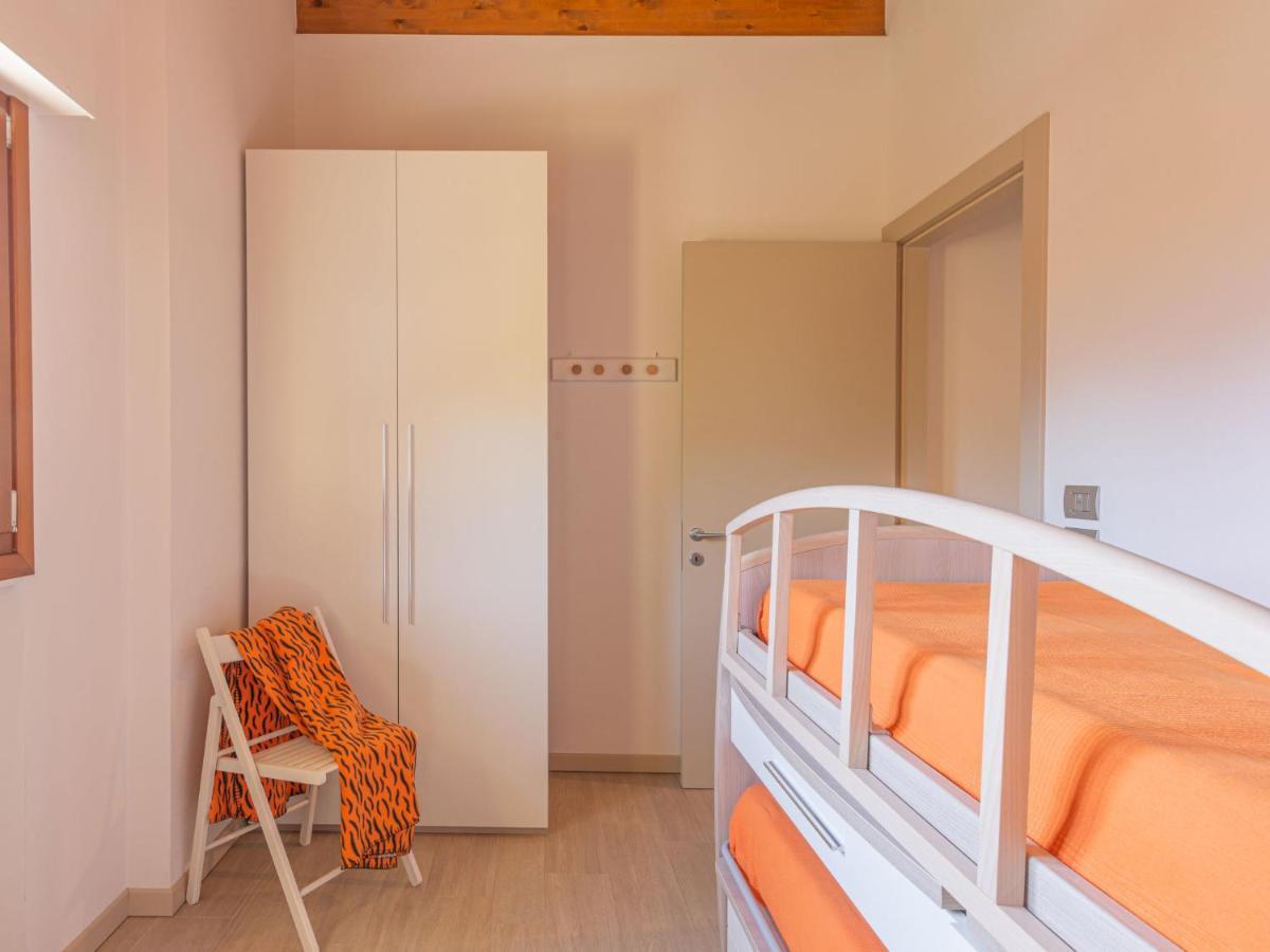 Apartment Giuse - Dma205 By Interhome Domaso Bagian luar foto